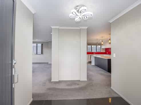 43 Carlingford Rise, Dinsdale
