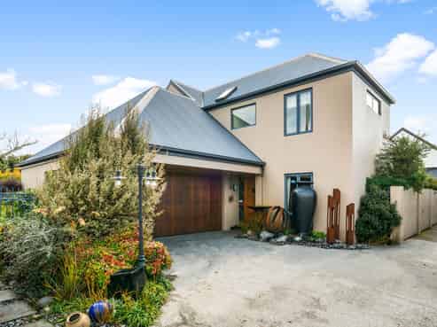 140 Memorial Avenue, Burnside