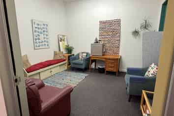 Proiminent Corner Site