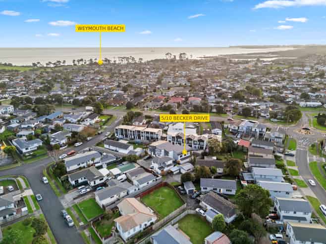 5/10 Becker Drive, Weymouth