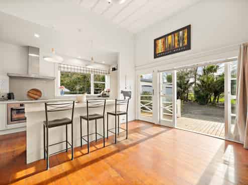 2179 State Highway 16, Helensville