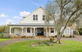 2179 State Highway 16, Helensville