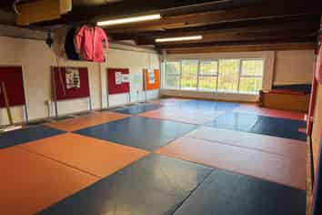 Prominent Location - Central Porirua