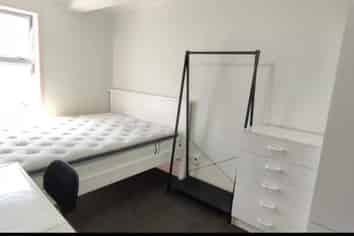 Auckland - Address withheld