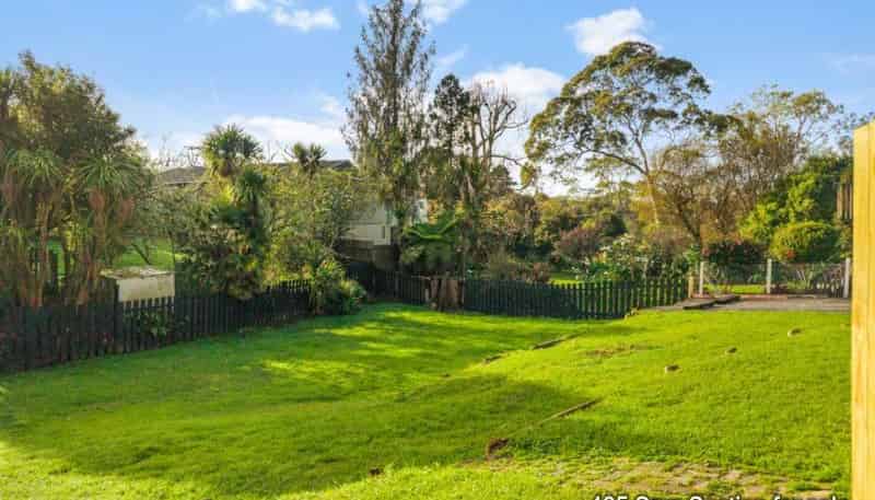 8A Surat Place, Glen Eden