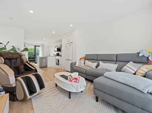 152 Squadron Drive, Hobsonville