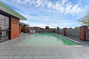 3 Aylmer Court, Eastern Beach