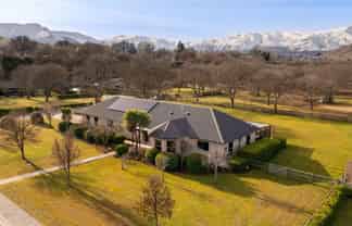 4 Crawford Place, Lake Hayes Estate