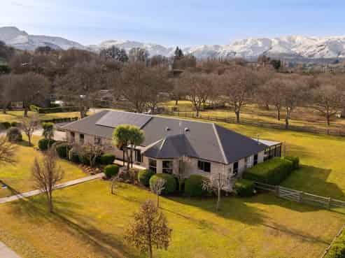 4 Crawford Place, Lake Hayes Estate