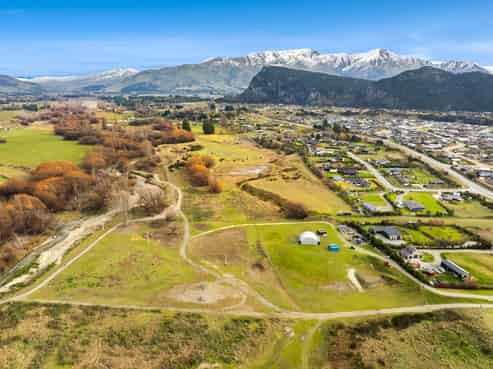 5 & 6/ Templeton Street, Albert Town