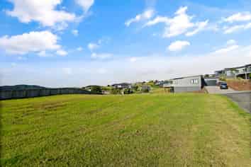 81 Stratford Drive, Cable Bay
