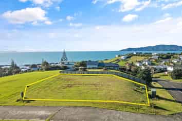81 Stratford Drive, Cable Bay
