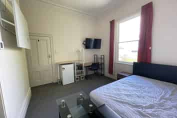 Room 2/148 London Street, Dunedin Central