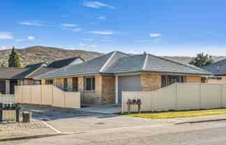 8A Mead Avenue, Cromwell