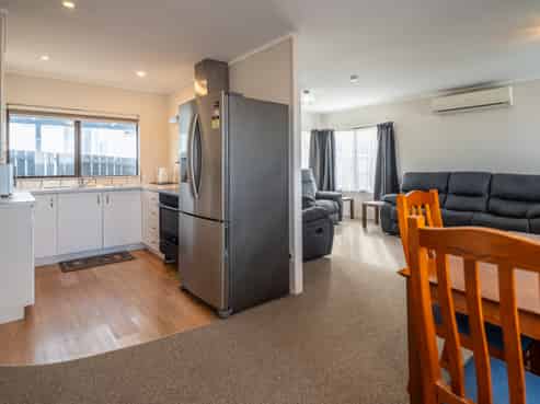 13B Madigan Place, Glendene