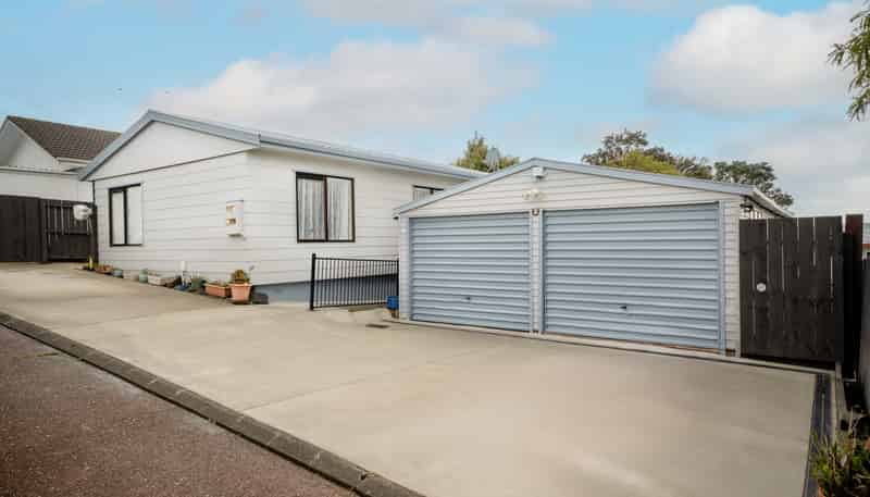 13B Madigan Place, Glendene