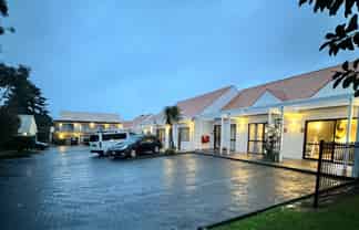 RARE OPPORTUNITY - RENOVATED MOTEL BUSINESS
