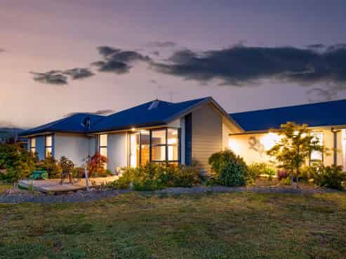 57 Golden Road, Alexandra