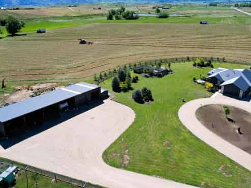 57 Golden Road, Alexandra