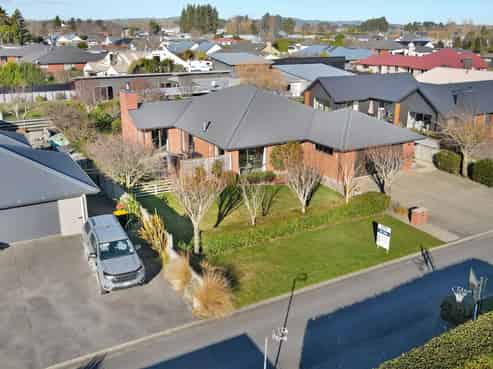 13 Talboys Drive, Winton