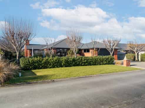 13 Talboys Drive, Winton