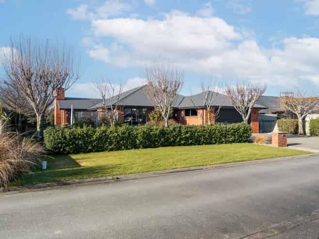 13 Talboys Drive, Winton