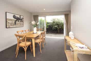 21B Dickens Street, Addington