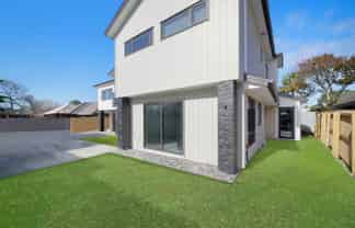 1/49 Gadsby Road, Favona
