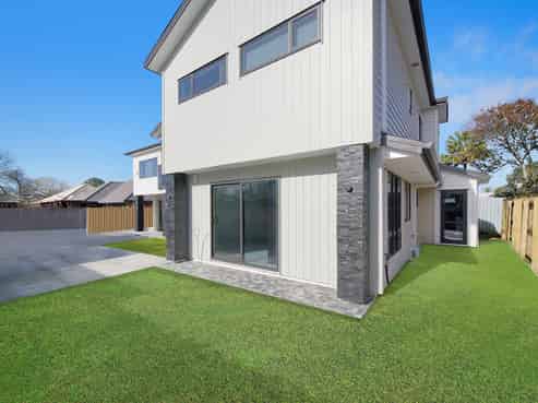 1/49 Gadsby Road, Favona