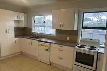 293 Kennedy Road, Onekawa