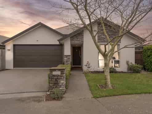 21 Bronco Drive, Aidanfield