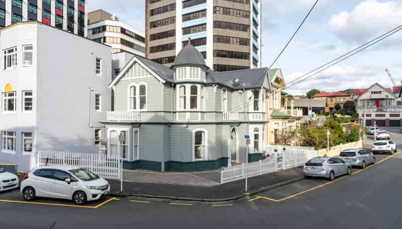 18 Portland Crescent, Thorndon