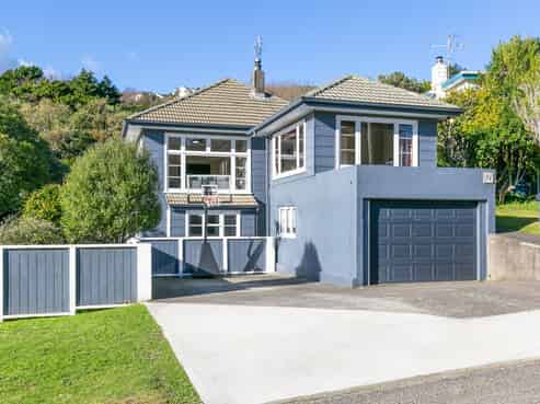 14 Cecil Road, Tawa