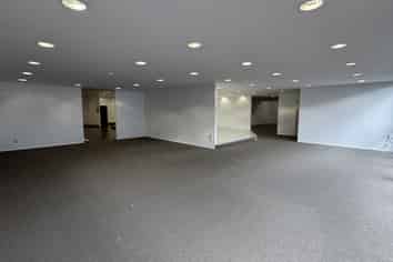 Prime 668sqm bulk retail in Auckland’s Link Drive