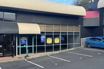 Prime 668sqm bulk retail in Auckland’s Link Drive