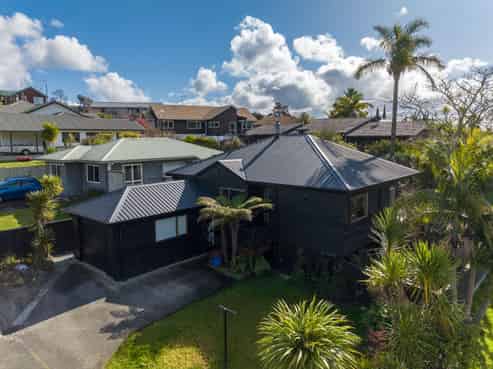 1/45 Unsworth Drive, Unsworth Heights