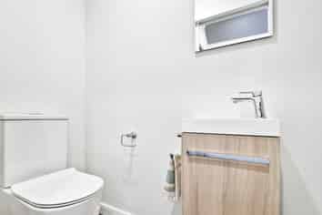 76C Pererika Street, Victoria