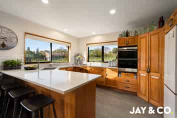 50 Twilight Road, Clevedon