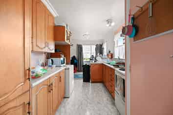 38 Forth Crescent, Glenview