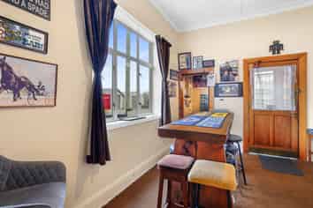 1681 Cust Road, Cust
