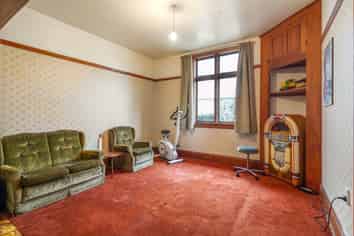 1681 Cust Road, Cust