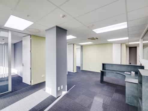 Professional 216m² Ground Floor Office