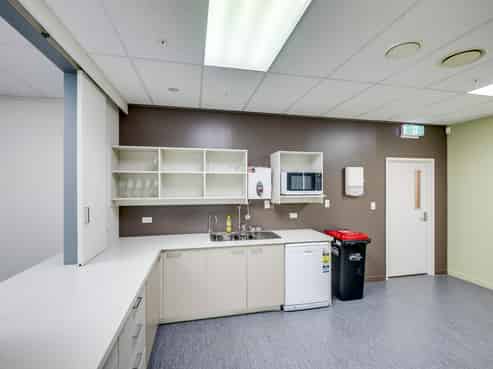 Professional 216m² Ground Floor Office