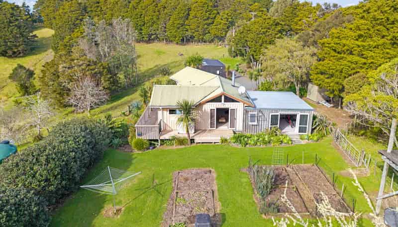 763 Owhiwa Road, Parua Bay