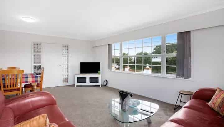 54 Ladies Mile, Remuera