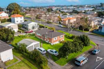 51 Pilkington Road, Panmure