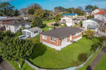 51 Pilkington Road, Panmure