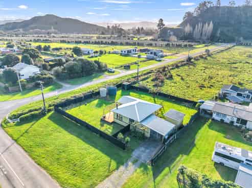 5 Banks Street, Tolaga Bay