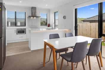 15 Cascade Crescent, Tikipunga