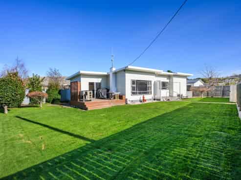 1 Coronation Street, Feilding